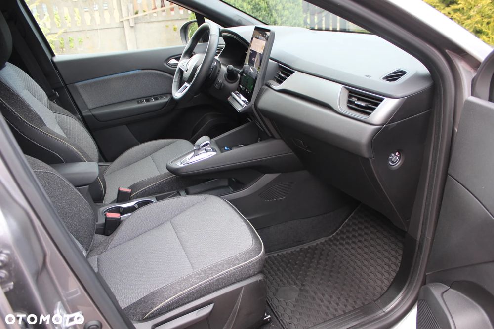 Renault Captur - 22