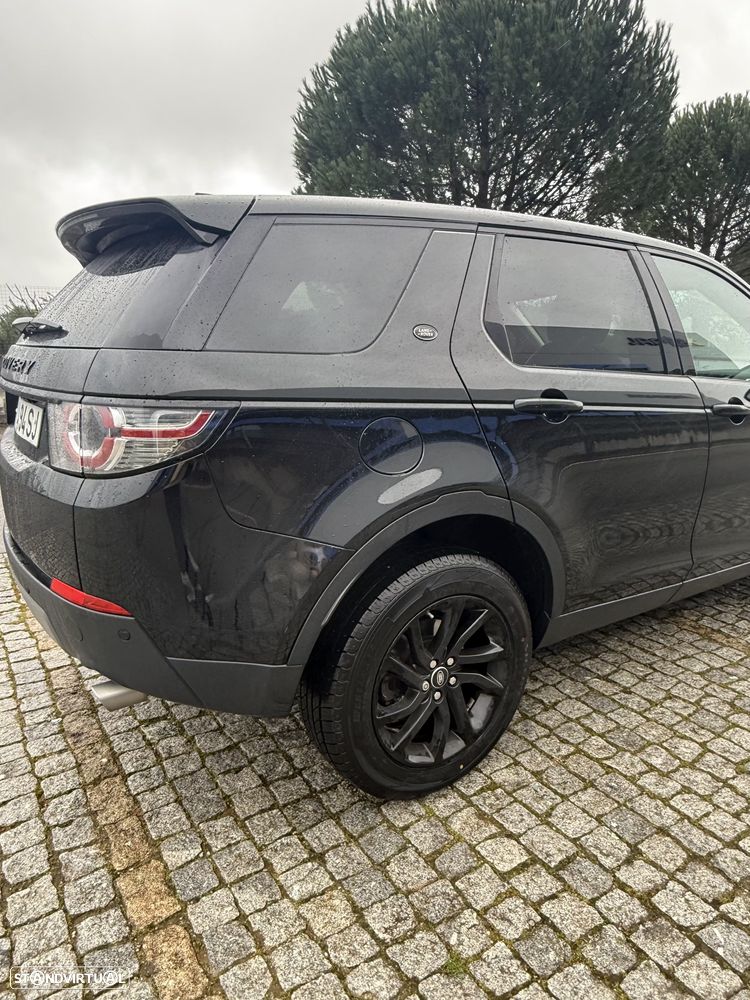Land Rover Discovery Sport 2.0 TD4 HSE Luxury Auto - 8
