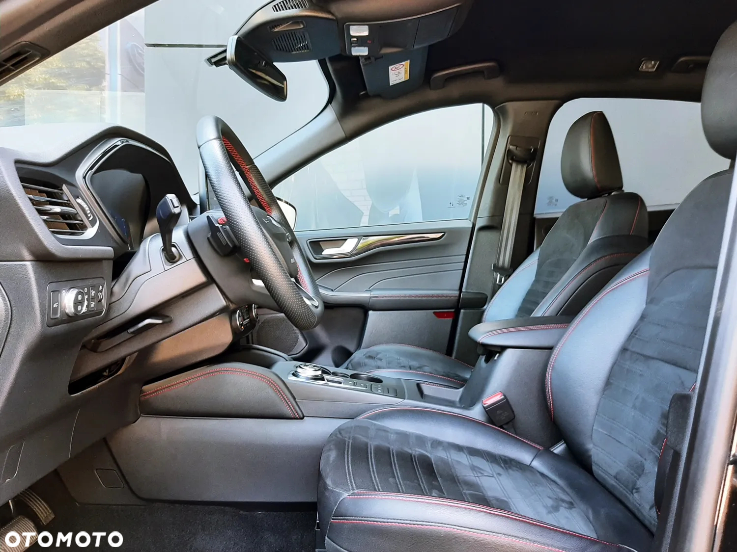 Ford Kuga 2.0 EcoBlue AWD ST-Line X - 19