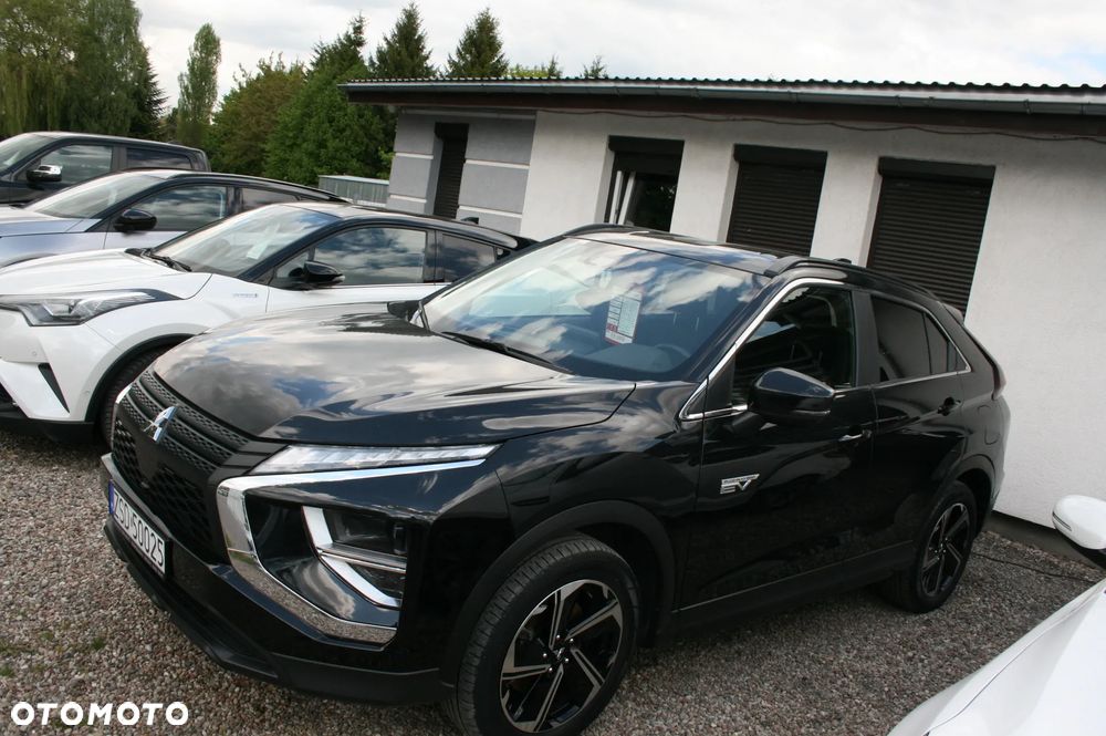 Mitsubishi Eclipse Cross 4WD Basis - 1