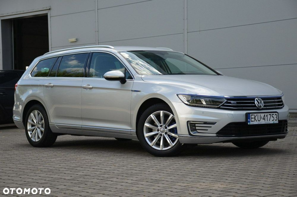 Volkswagen Passat - 14