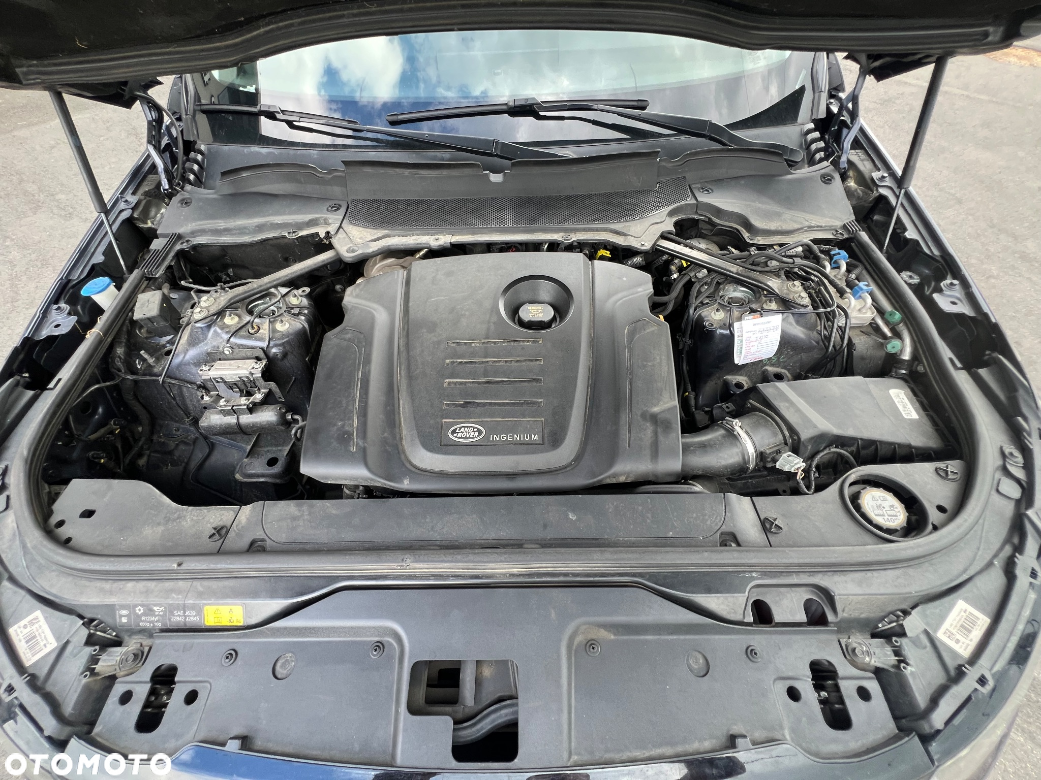 Land Rover Discovery V 2.0 SD4 HSE - 39