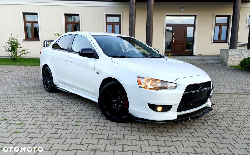 Mitsubishi Lancer 1.8 Invite - 4