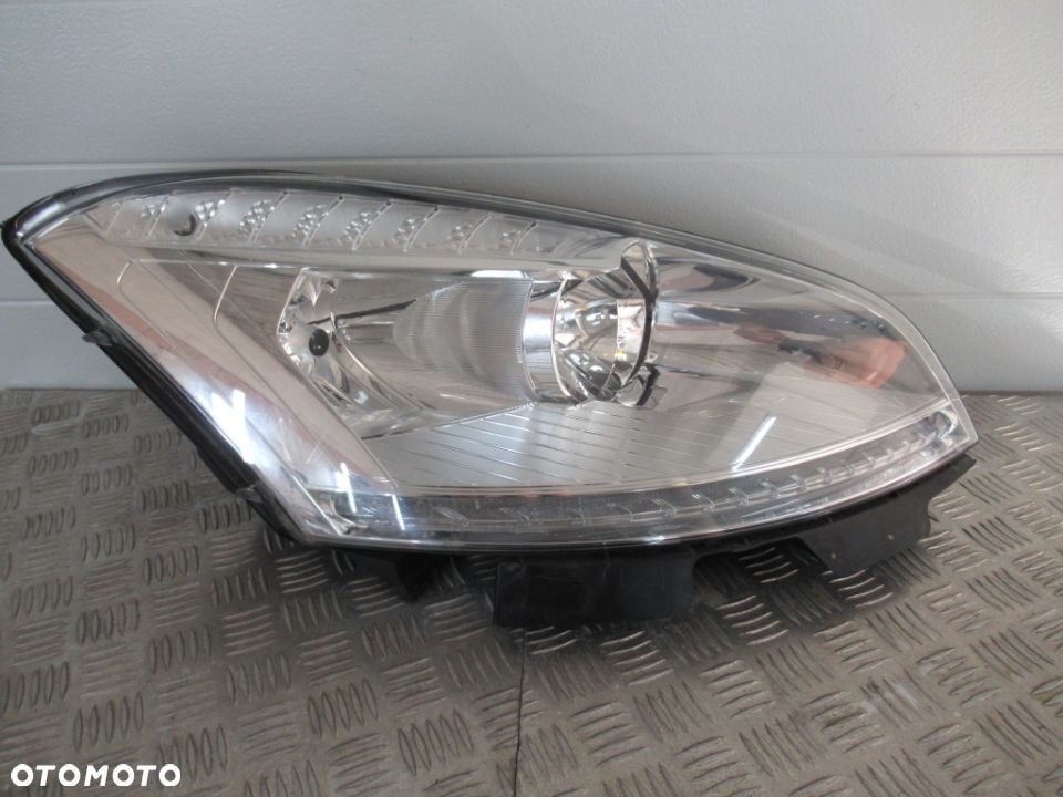 LAMPA PRZÓD PRZEDNIA PRAWA CITROEN C4 PICASSO I LIFT 2010-2013 - 1