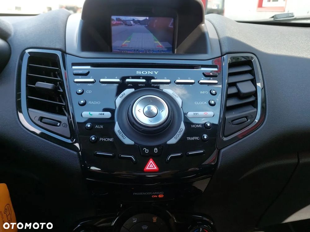 Ford Fiesta - 22