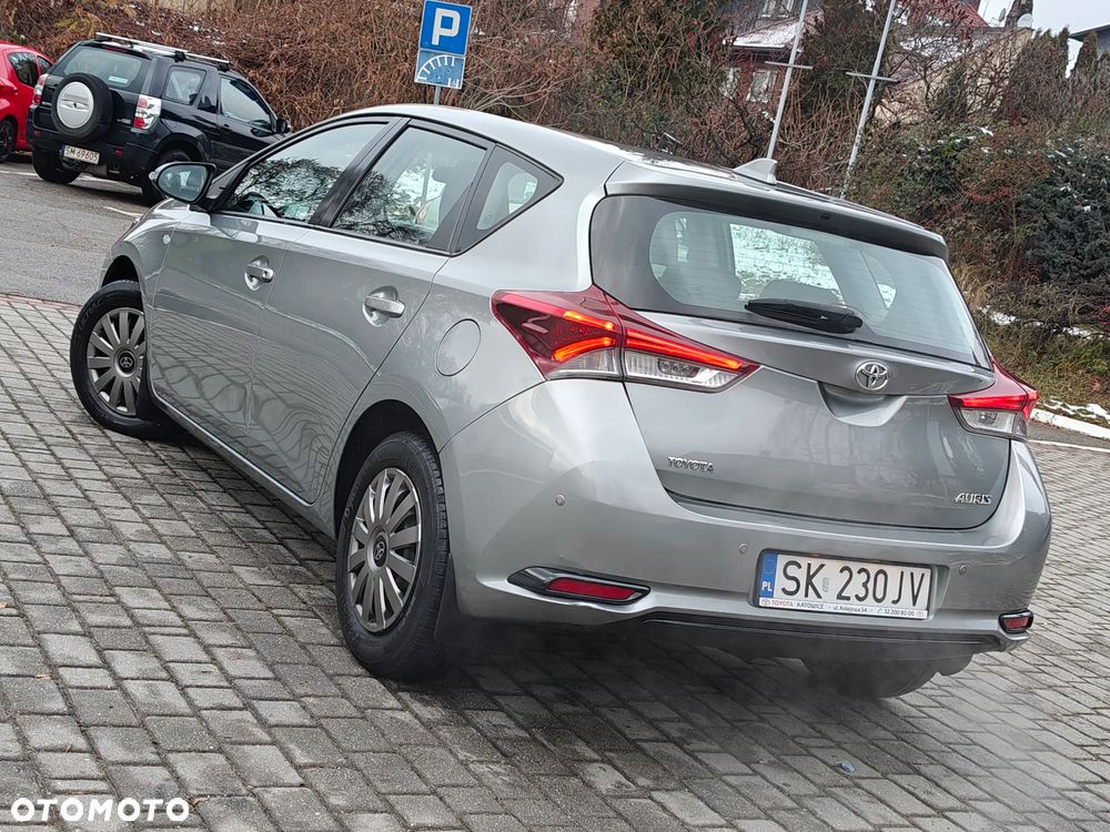 Toyota Auris 1.33 VVT-i Active