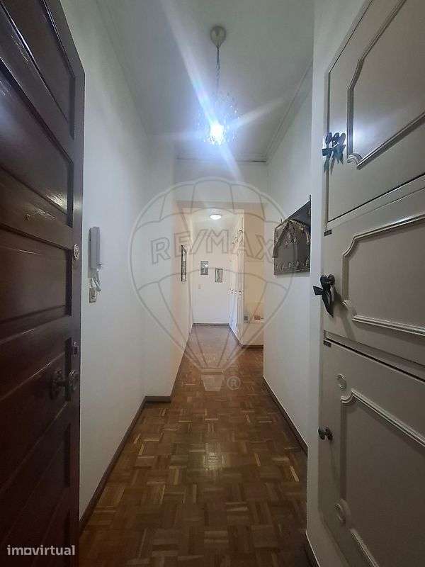 Apartamento T2 para arrendamento - Grande imagem: 2/29
