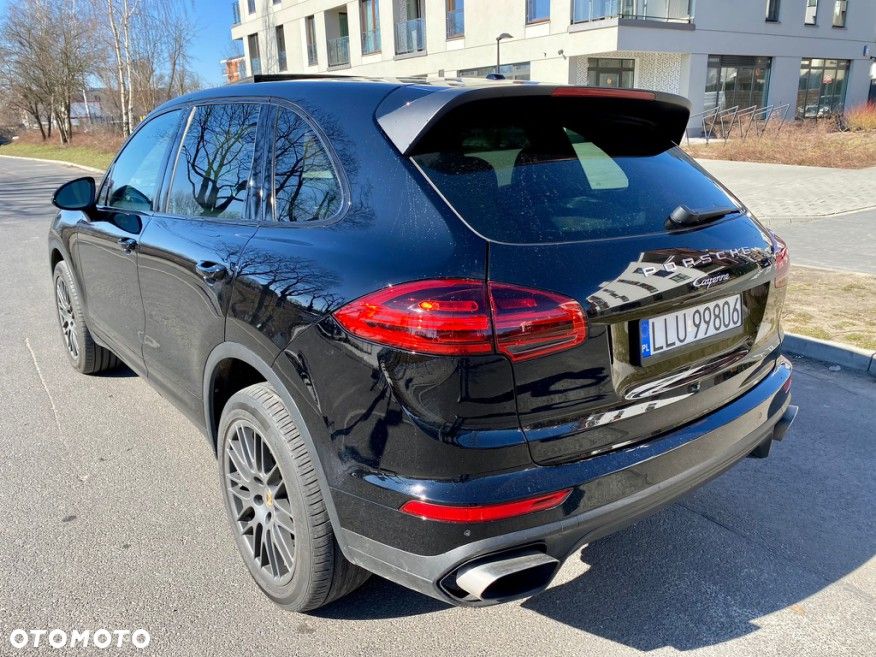 Porsche Cayenne Standard - 3