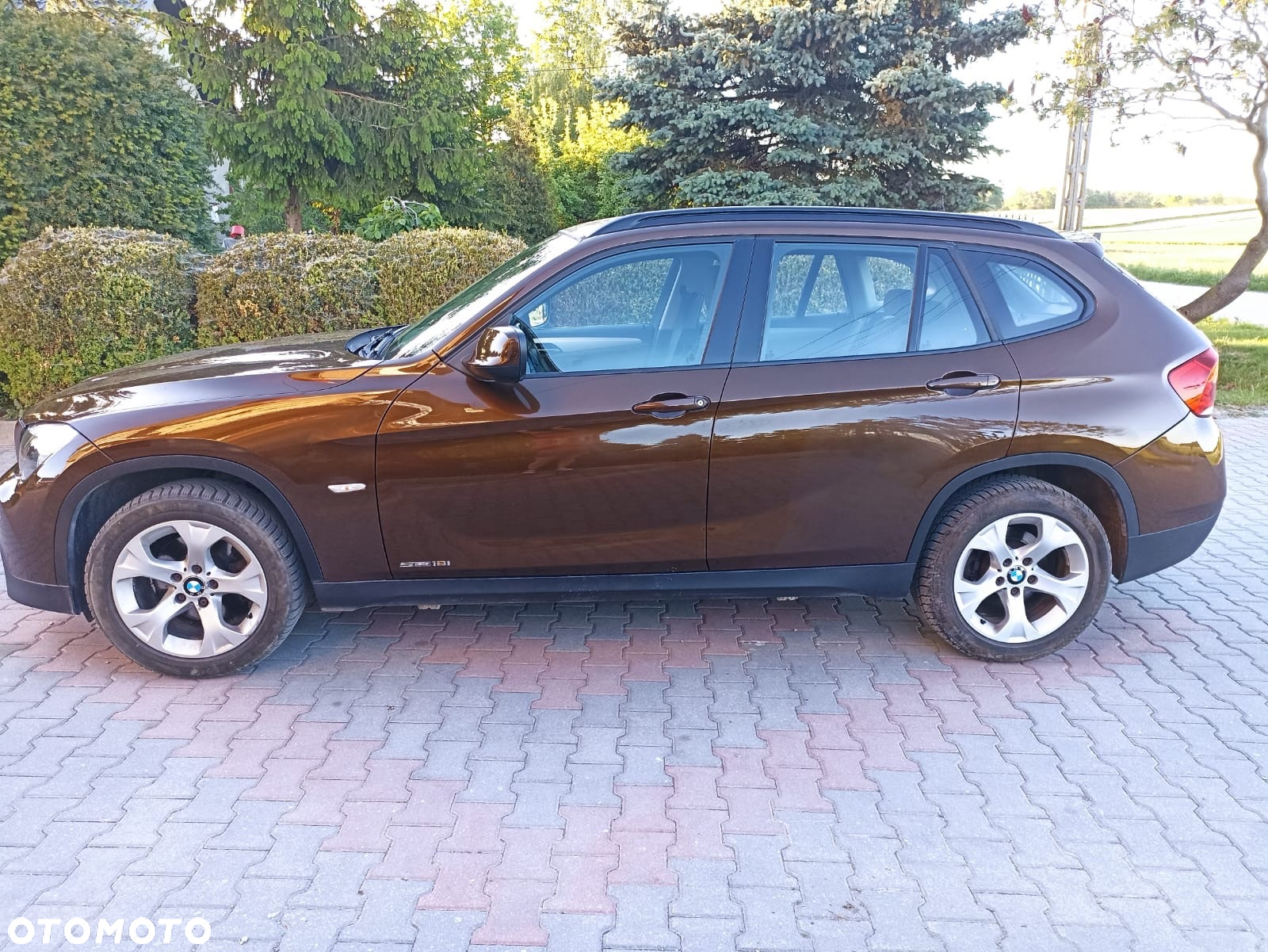 BMW X1 sDrive18i - 12