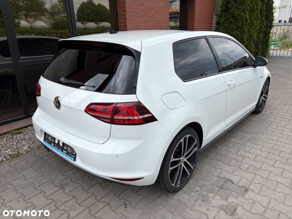 Volkswagen Golf GTD 2.0 TDI SCR DSG - 3