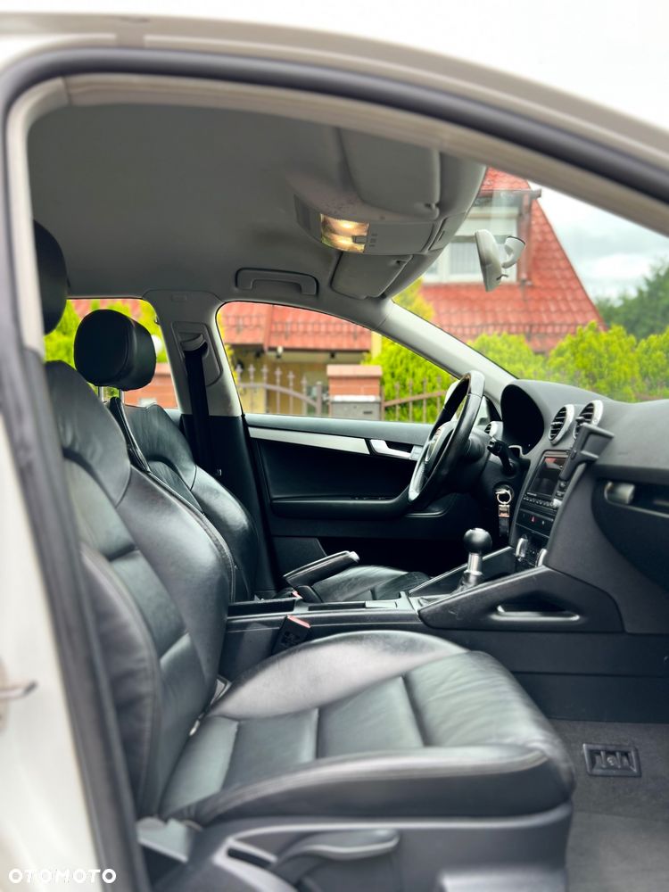 Audi A3 Sportback 1.8 TFSI S line Sportpaket (plus) - 24