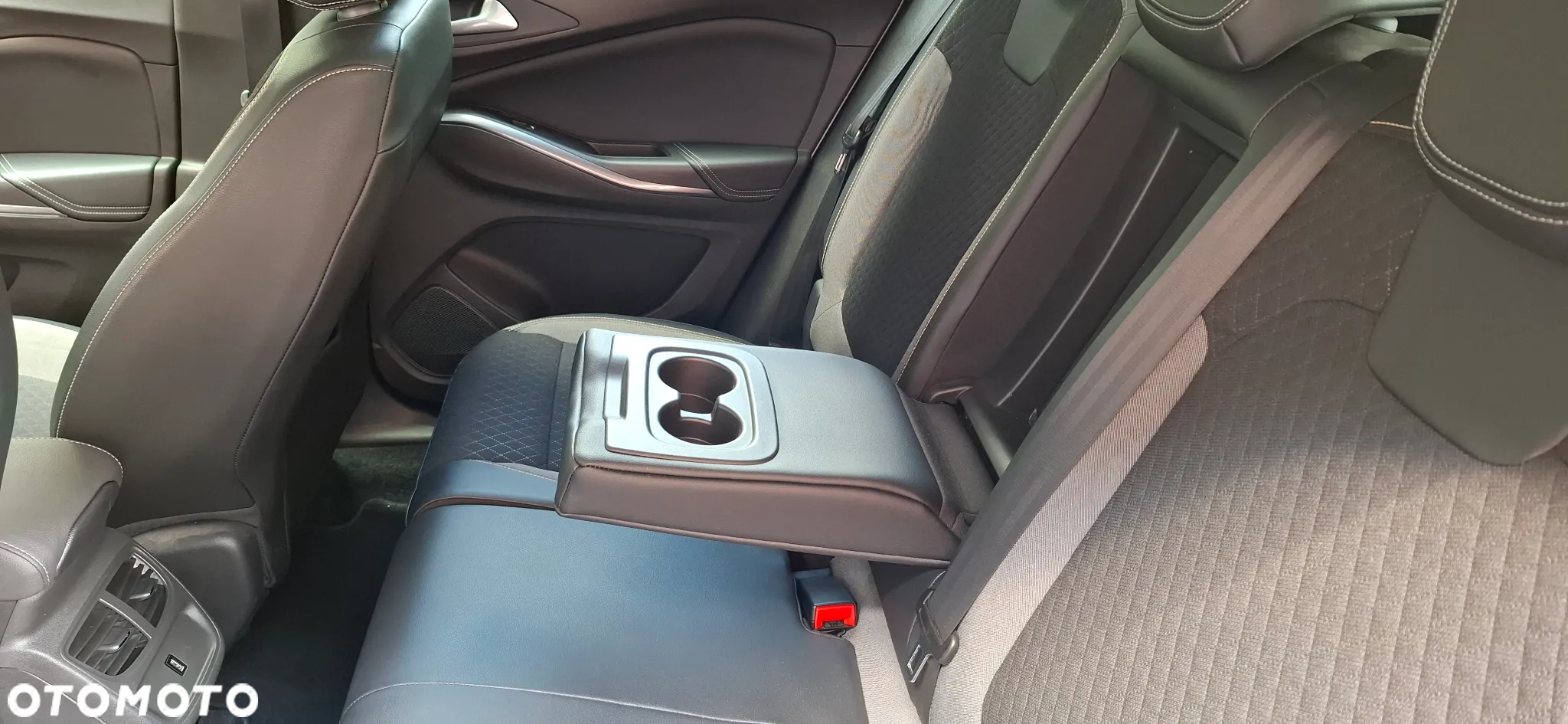 Opel Grandland X 1.2 Start/Stop Automatik INNOVATION - 18
