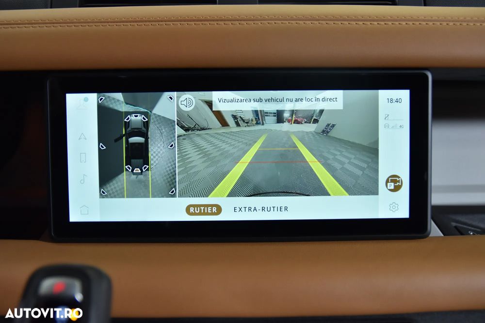 Land Rover Defender - 18