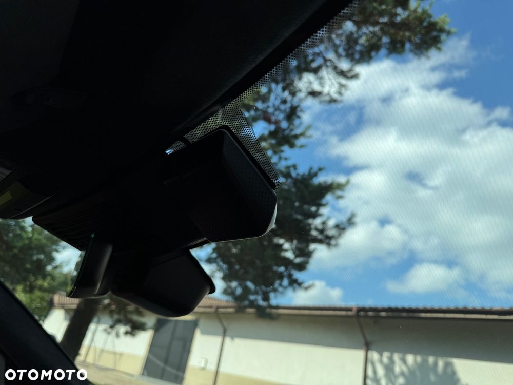 Jaguar XF 2.0 P300 AWD R-Dynamic Black - 37