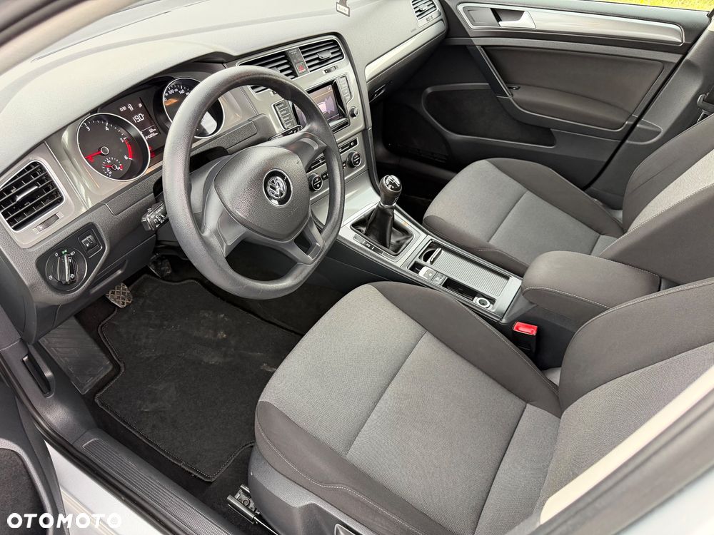 Volkswagen Golf 1.6 TDI BlueMotion Technology Trendline - 14