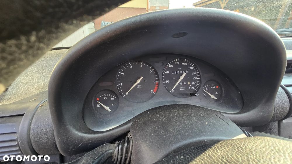 Opel Corsa 1.2 City 16v - 5