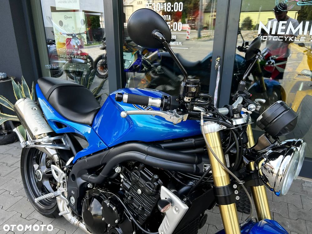 Triumph Speed Triple - 18