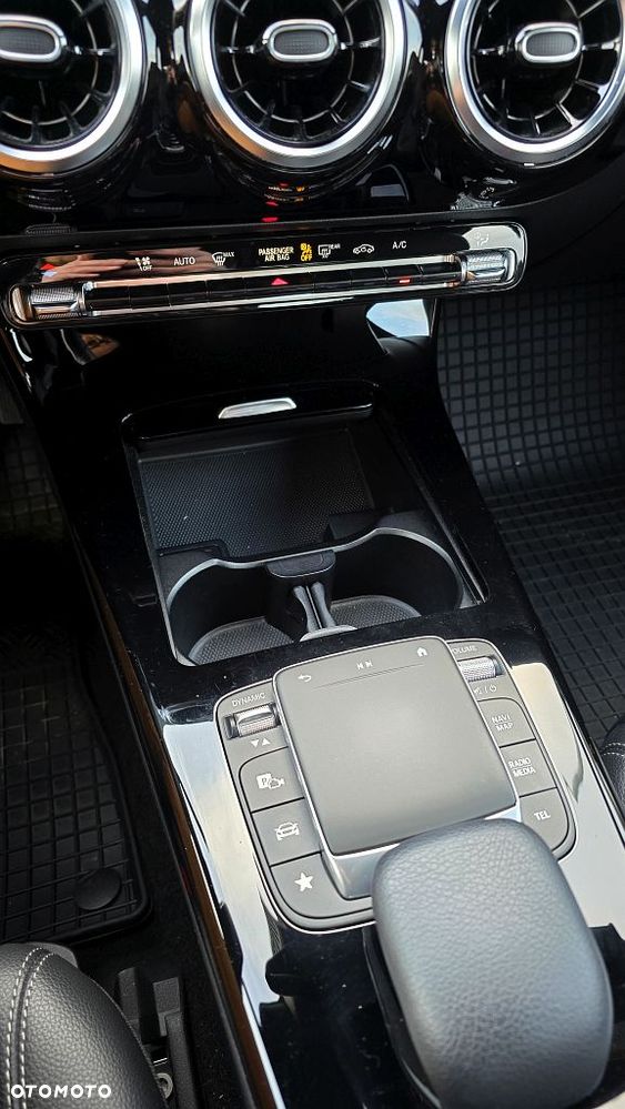 Mercedes-Benz Klasa A 200 Style 7G-DCT - 6