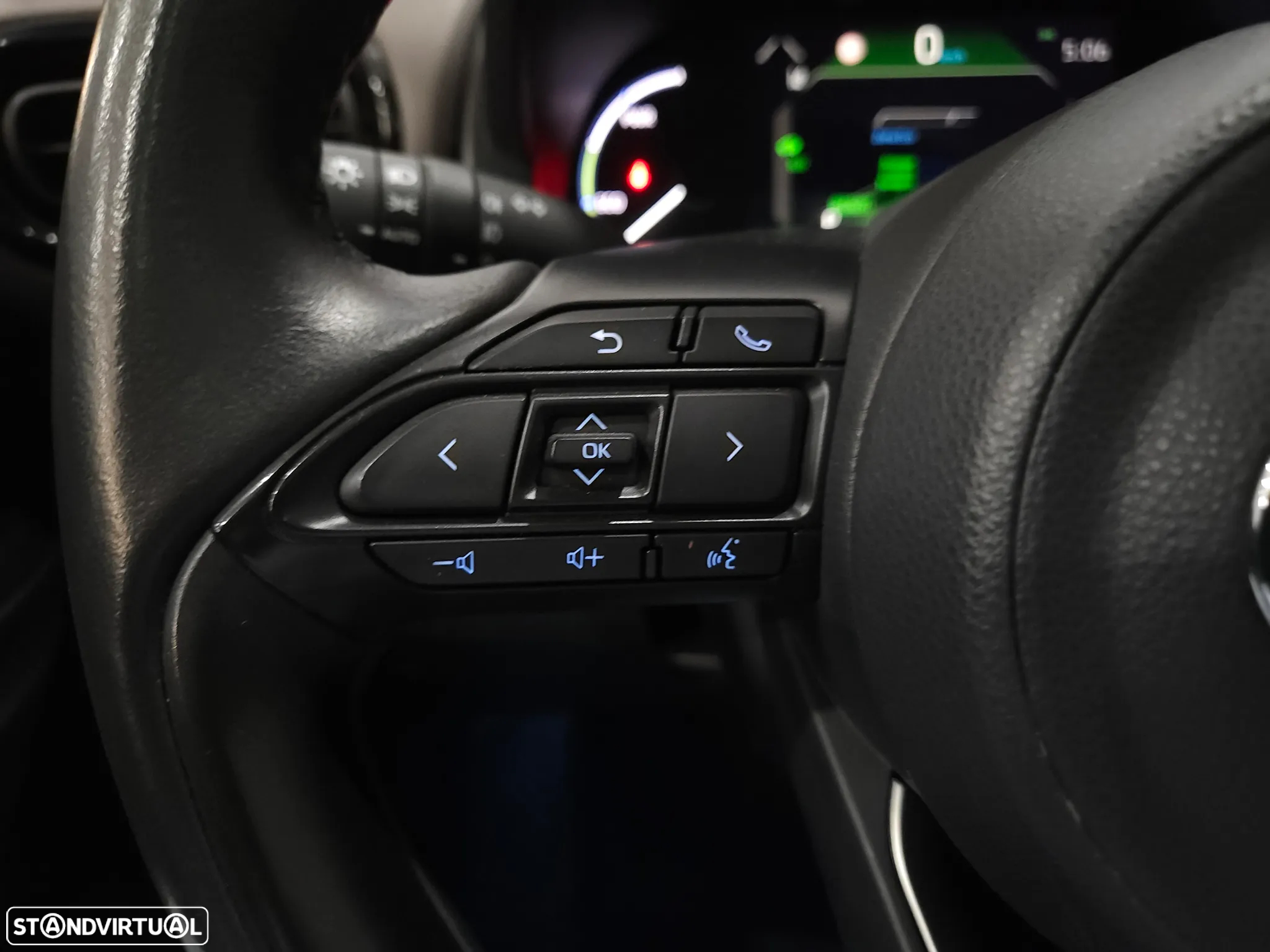 Toyota Yaris Cross 1.5 HDF Luxury - 19
