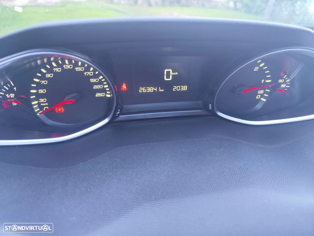 Peugeot 308 - 13