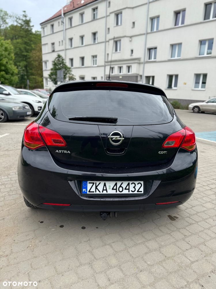 Opel Astra 1.7 CDTI DPF Design Edition - 9