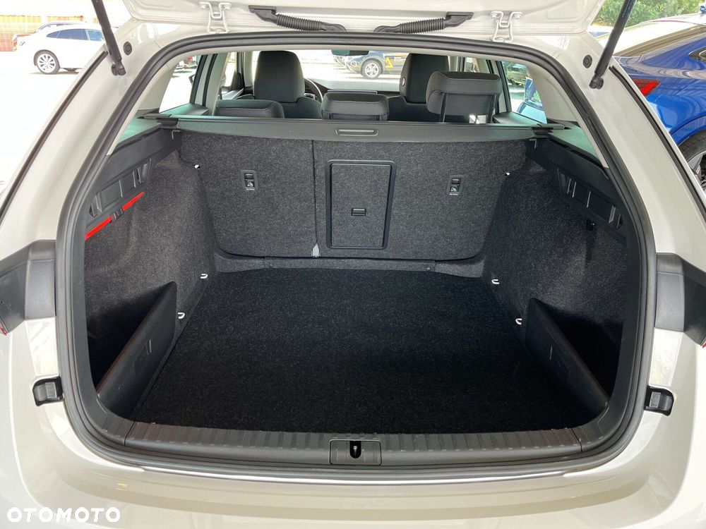 Skoda Octavia 2.0 TDI Style DSG - 18