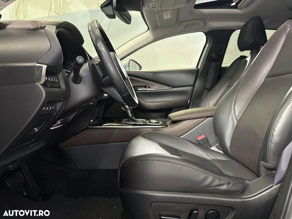 Mazda CX-30 SKYACTIV-X 2.0 M-Hybrid - 24
