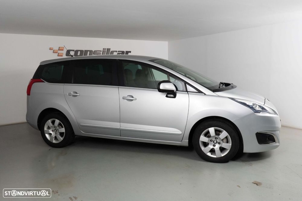 Peugeot 5008 1.6 E-HDi 7L Allure 2-Tronic - 7