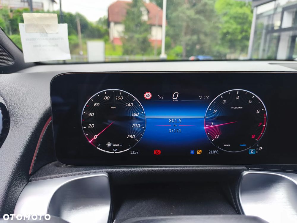 Mercedes-Benz GLB 200 mHEV AMG Line 7G-DCT - 6