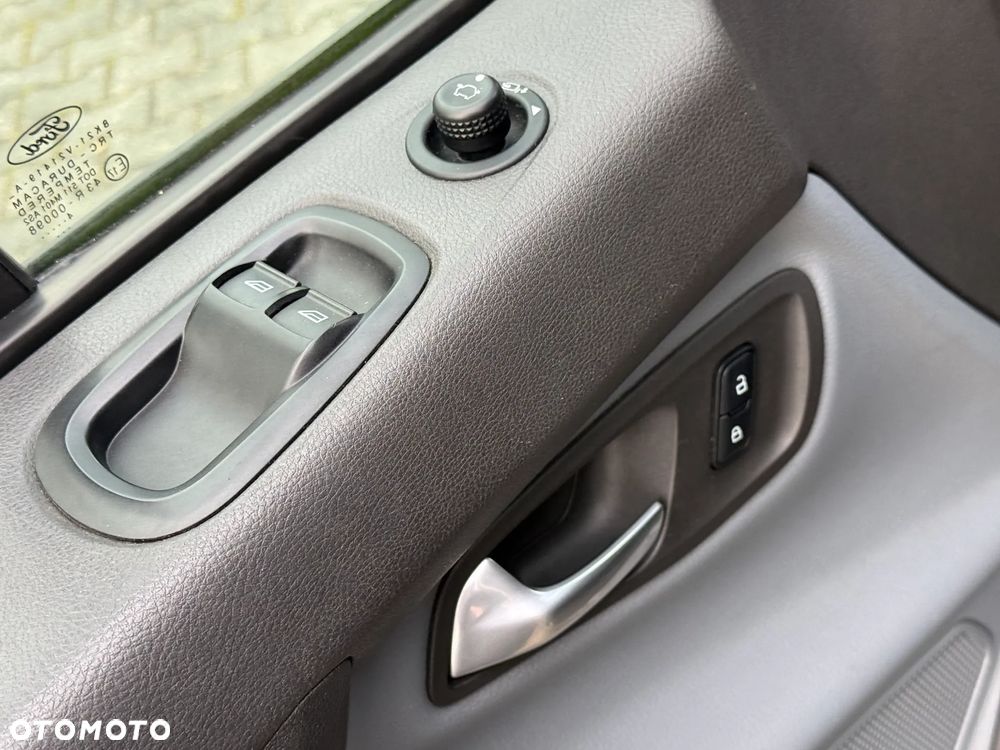 Ford Transit Custom - 21