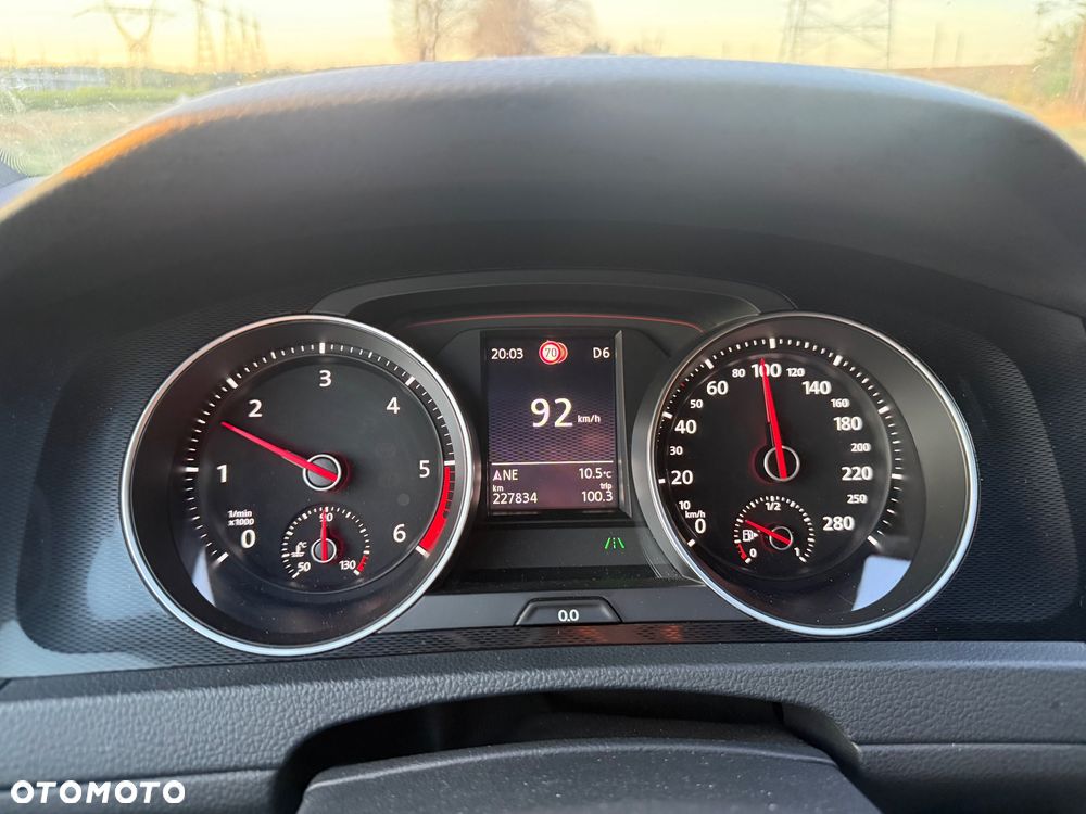 Volkswagen Golf GTD 2.0 TDI SCR DSG - 15