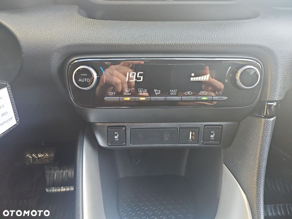 Toyota Yaris Hybrid 1.5 Comfort - 21