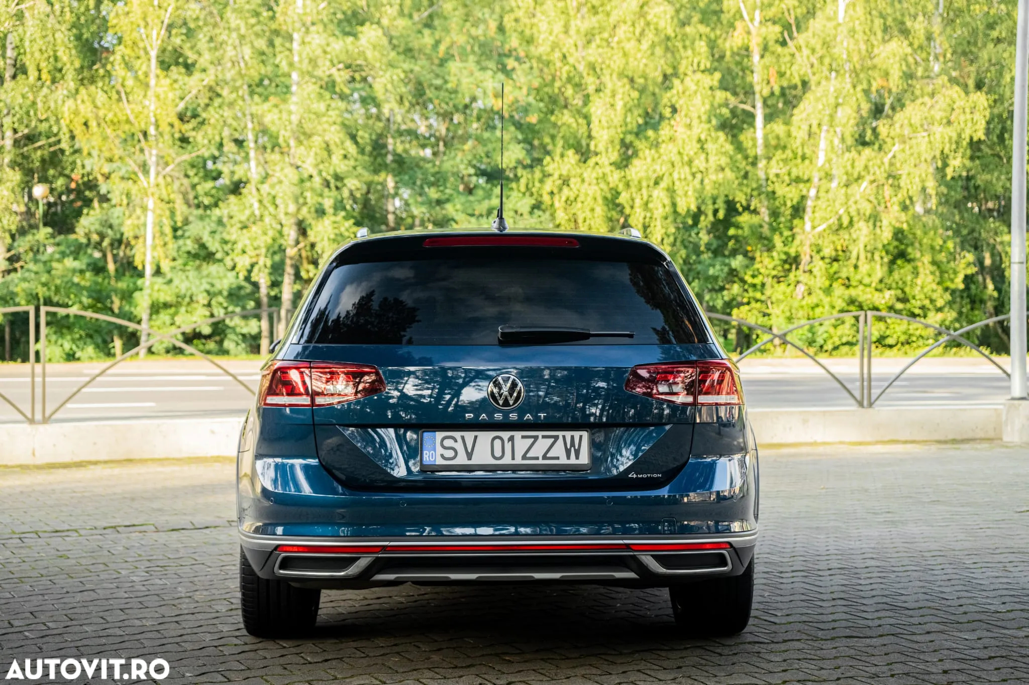 Volkswagen Passat Alltrack 2.0 TDI DSG 4Motion - 12