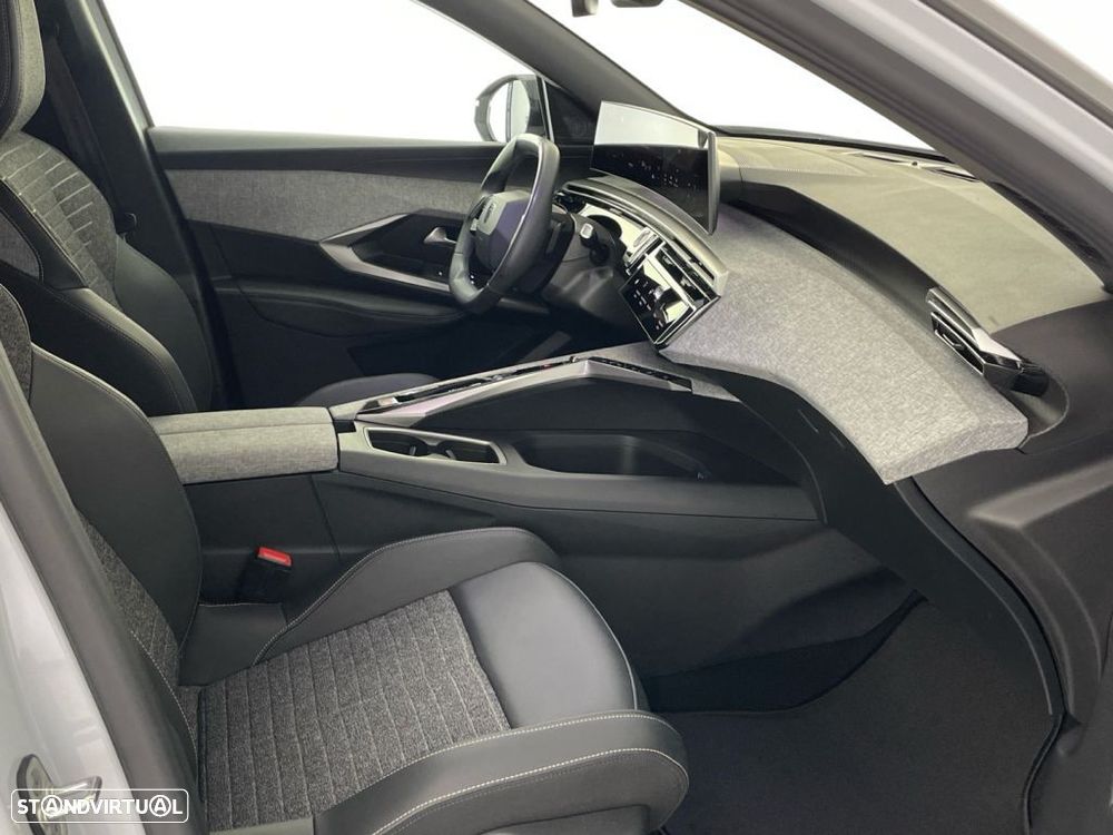 Peugeot 3008 1.2 Hybrid Active Pack e-DCS6 - 20