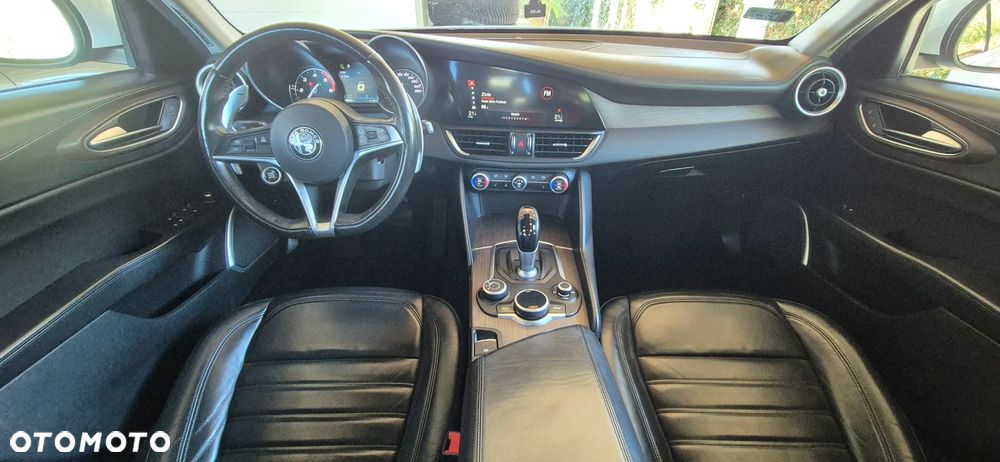 Alfa Romeo Giulia 2.2 D Turbo Super - 34