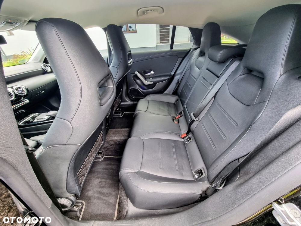 Mercedes-Benz CLA 250 e Shooting Brake 8G-DCT - 9