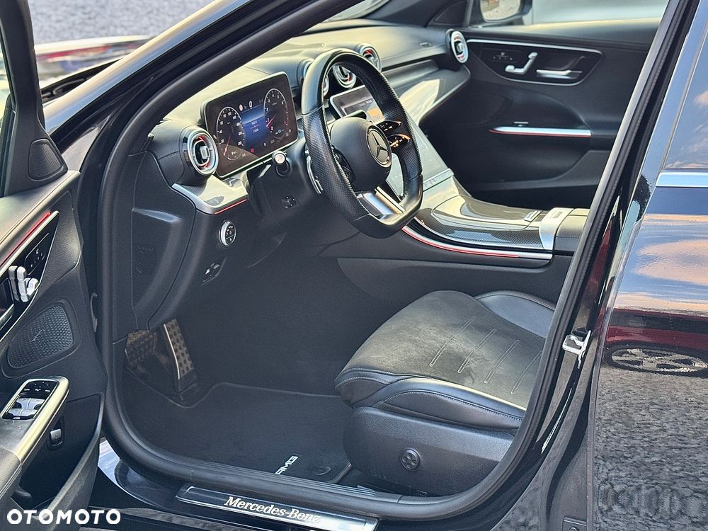 Mercedes-Benz Klasa C 180 9G-TRONIC AMG Line - 21