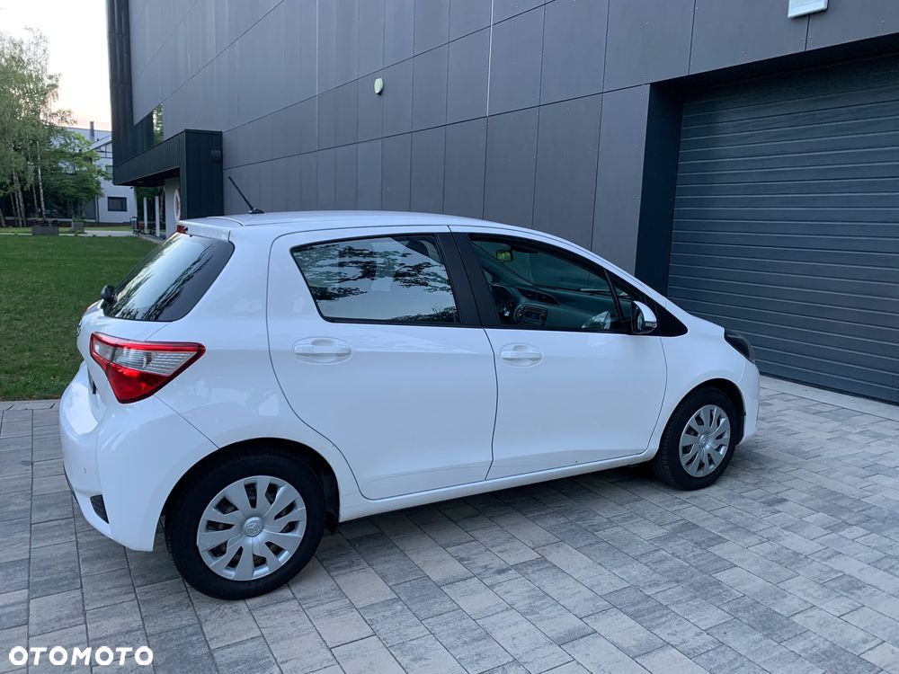 Toyota Yaris 1.5 Active - 9
