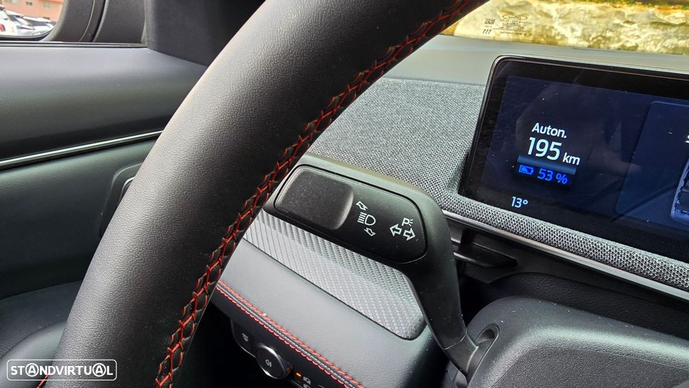 Ford Mustang Mach-E AWD - 16