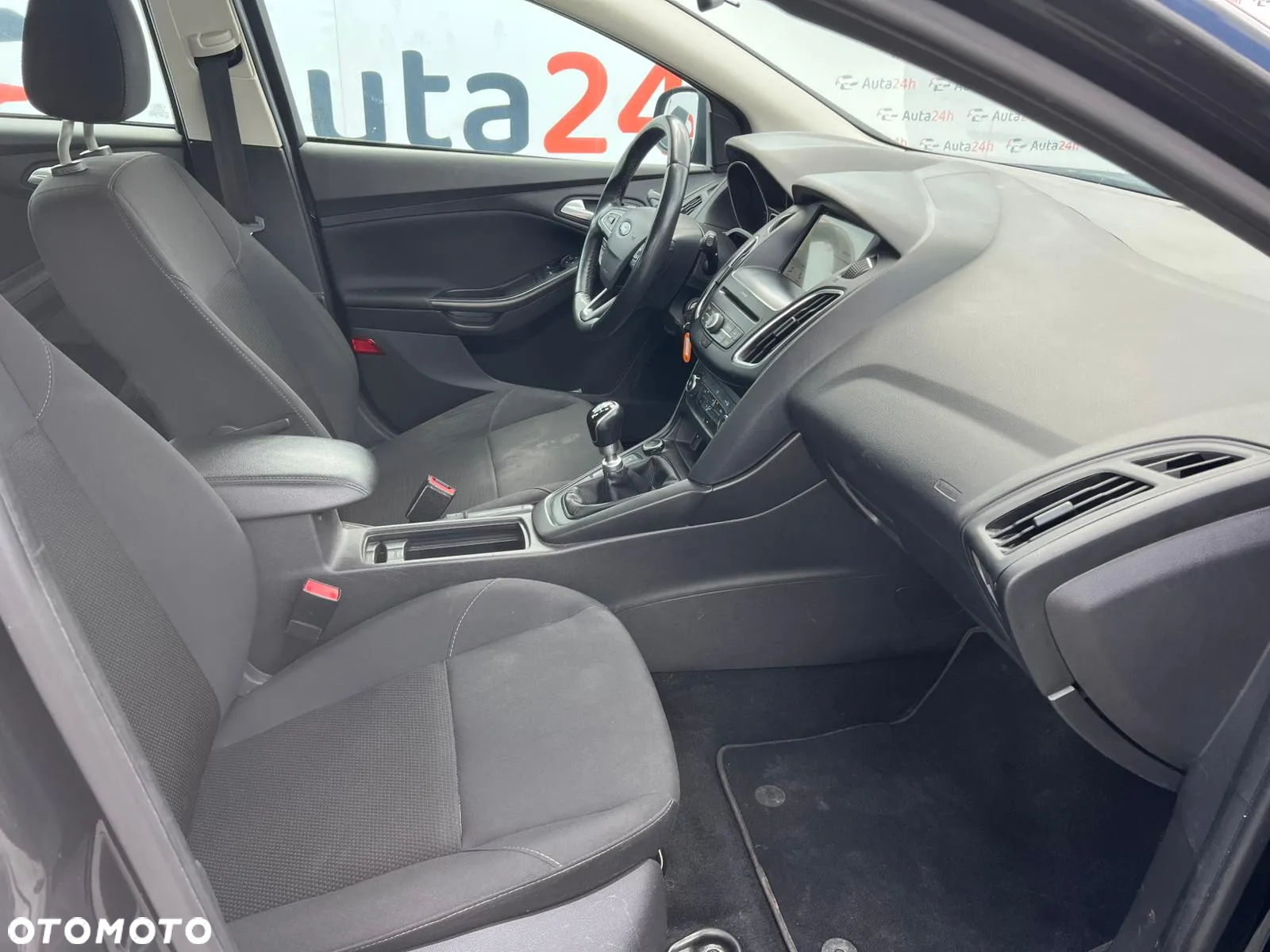 Ford Focus Turnier 1.5 EcoBlue Start-Stopp-System ACTIVE - 12