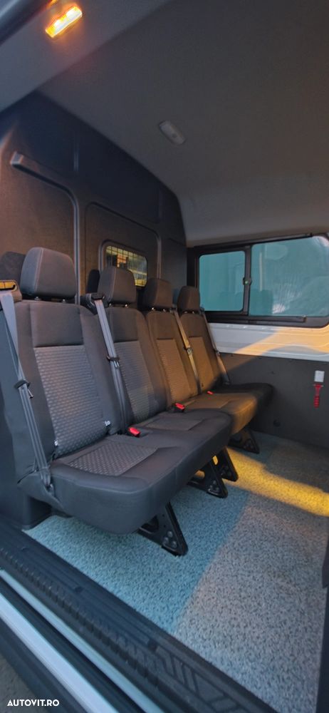 Ford Transit DCIV - 11