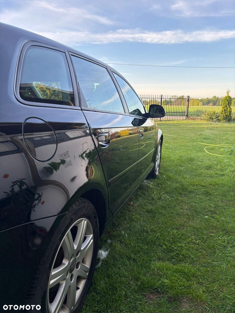 Audi A3 Sportback 2.0 TDI DPF Ambition - 9