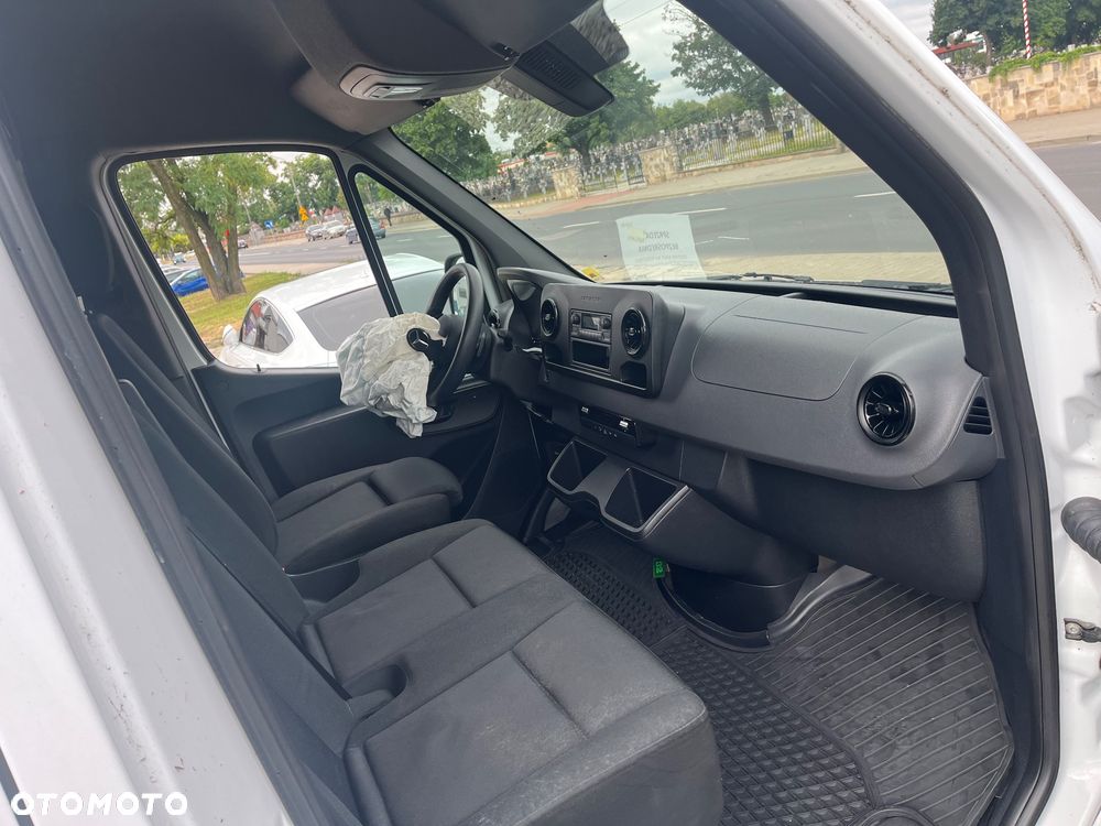 Mercedes-Benz Esprinter - 10