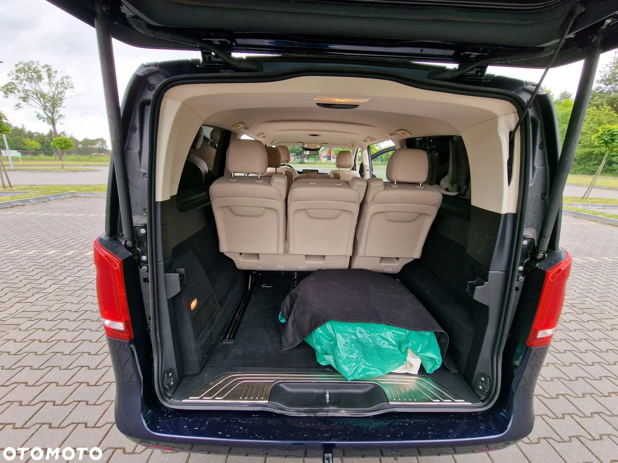 Mercedes-Benz Klasa V 300 d 4-Matic Avantgarde 9G-Tronic (ekstra d³) - 16