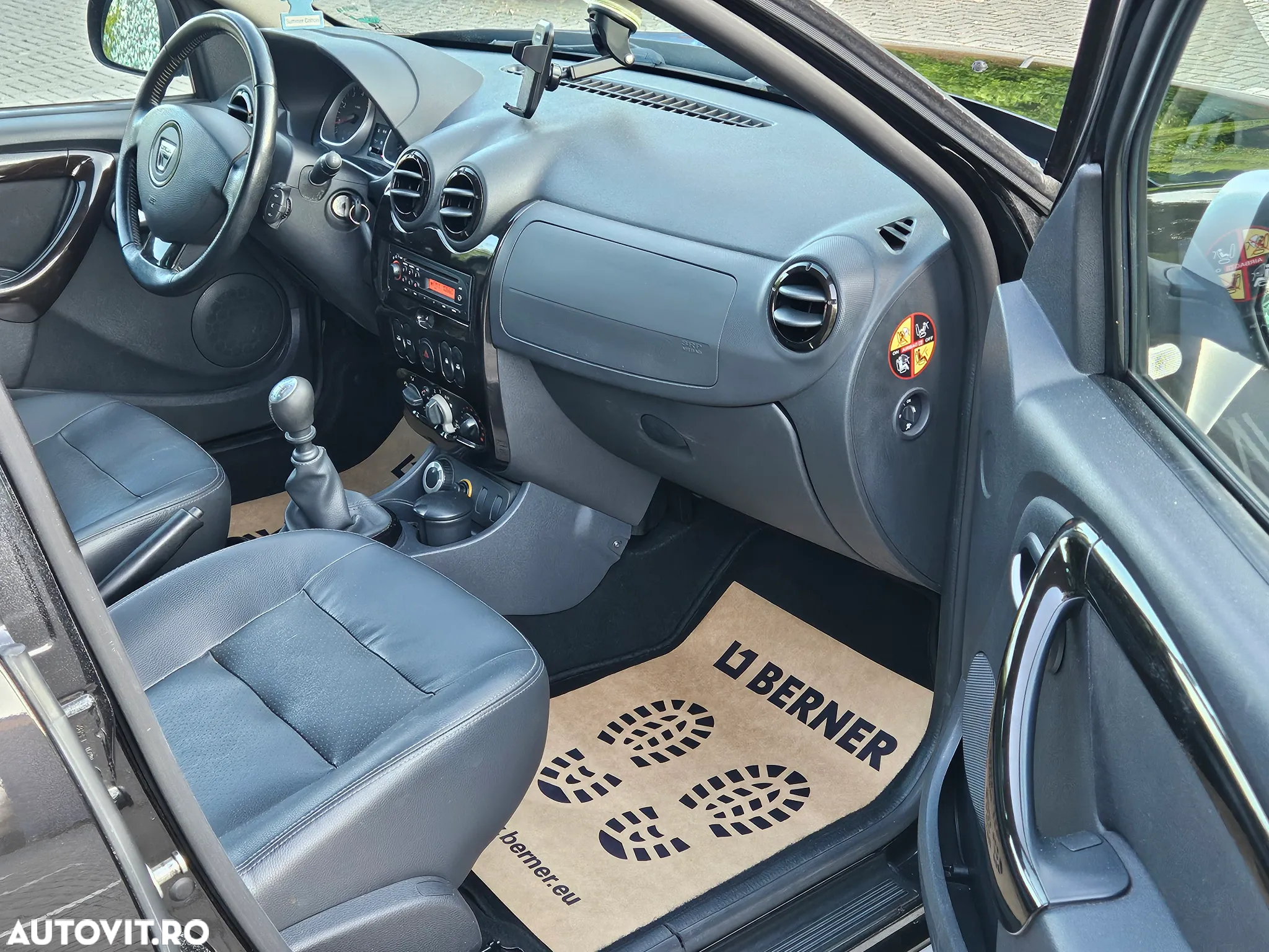 Dacia Duster 1.6 4x4 Prestige - 6