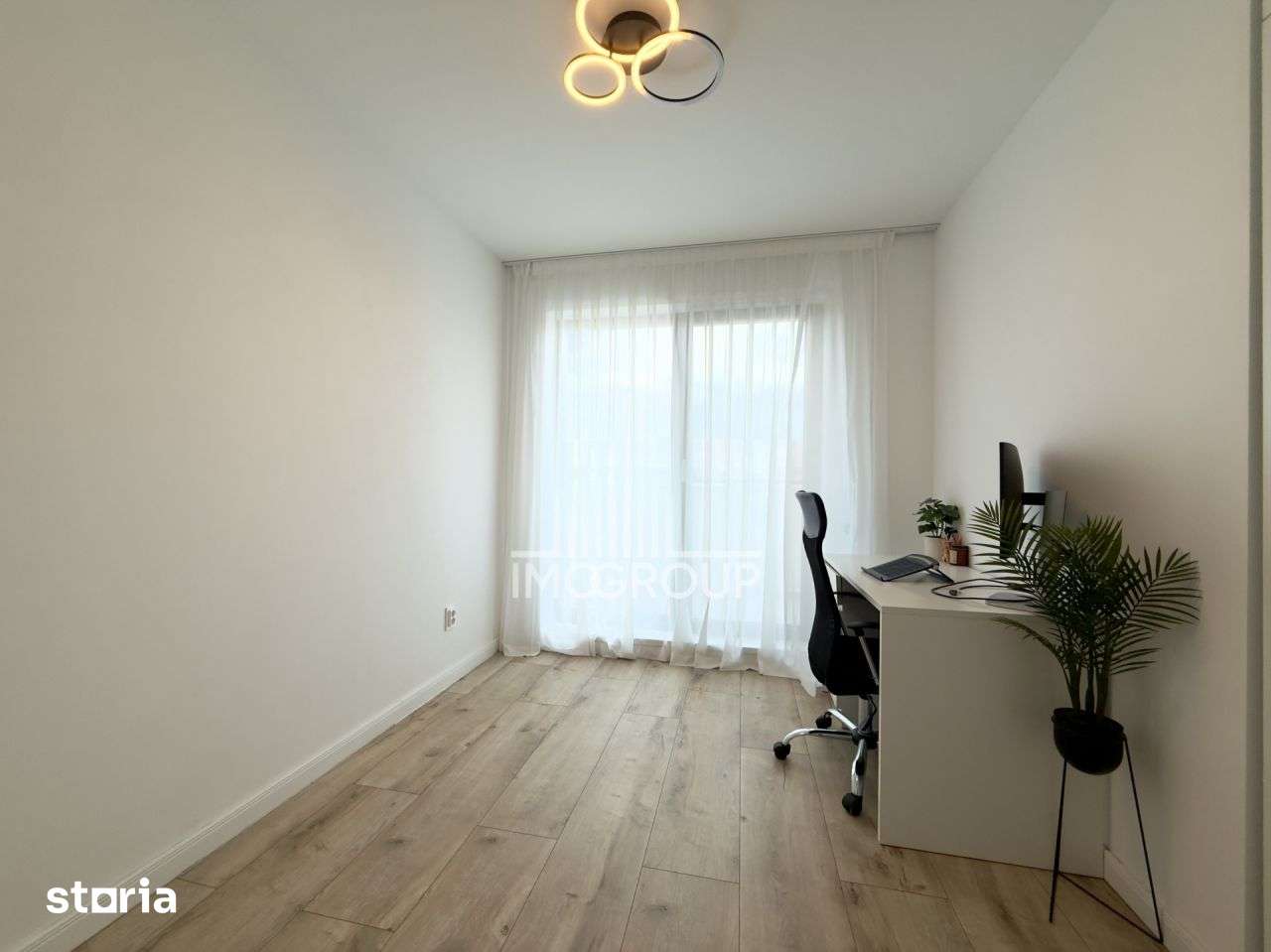 Apartament cu 3 camere | 2 bai | str. Catanelor | Terasa | Panouri | P — fotografia 3