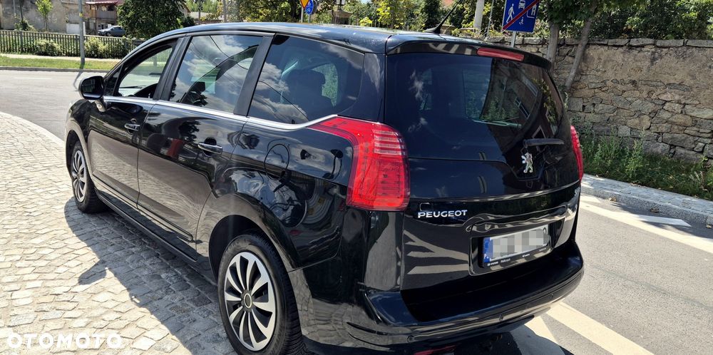 Peugeot 5008 - 3