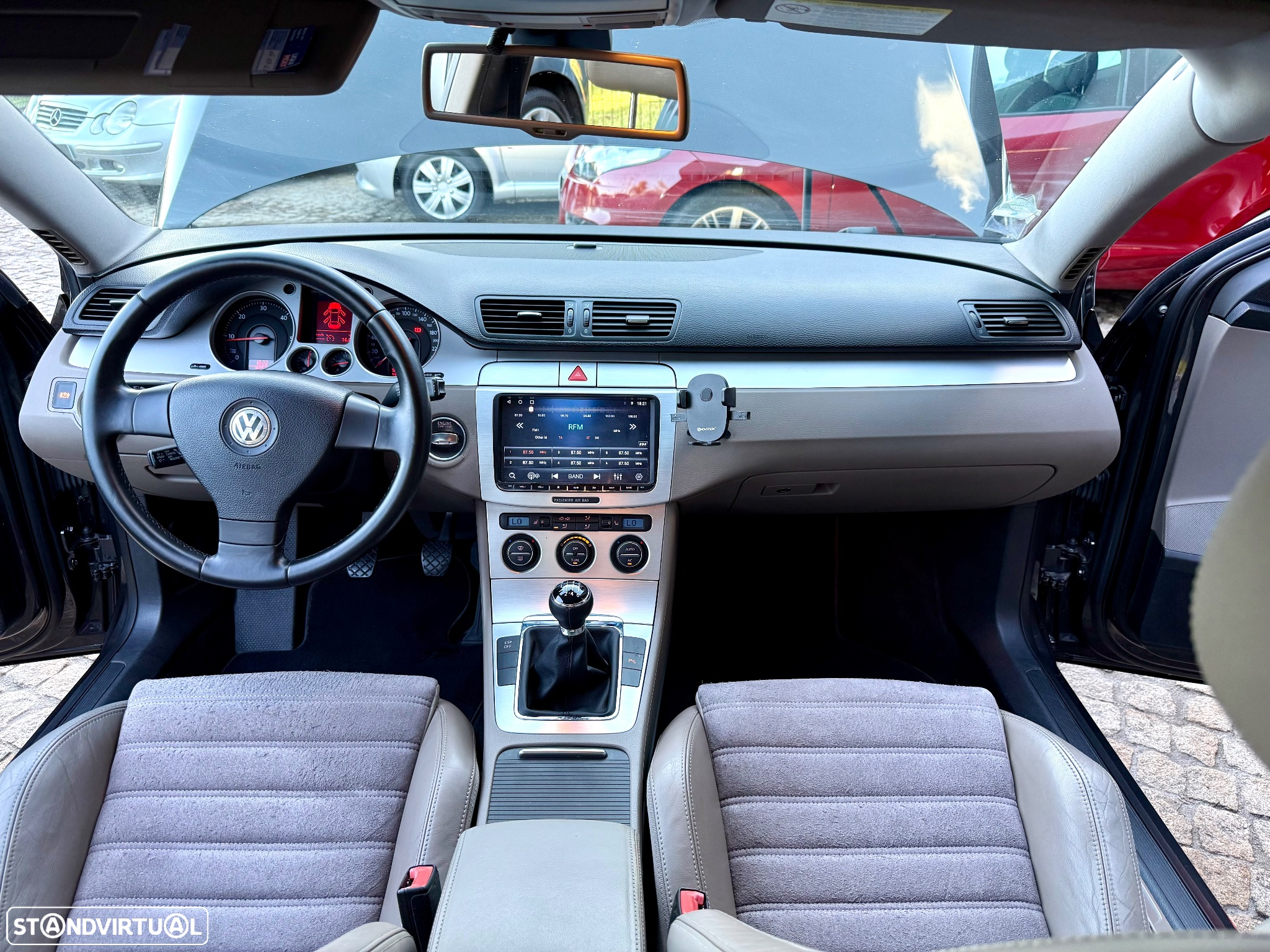VW Passat 2.0 TDI Highline - 8
