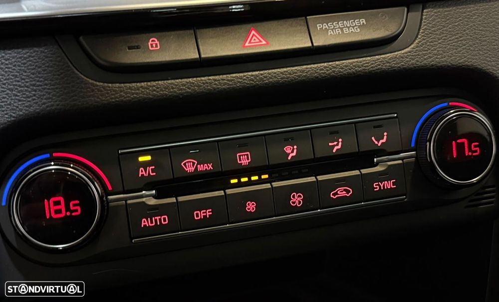 Kia ProCeed 1.6 CRDi GT Line - 23