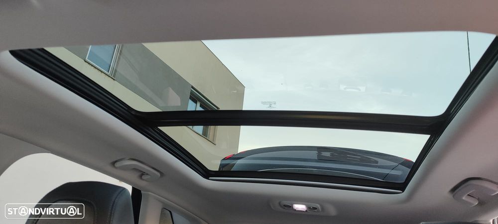 Peugeot 3008 1.6 BlueHDi GT Line Grip Control EAT6 - 32